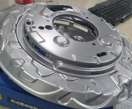【兆恒機(jī)械】沖壓模具拉伸、成型、沖孔材料使用禁忌及折彎工藝細(xì)節(jié)處理